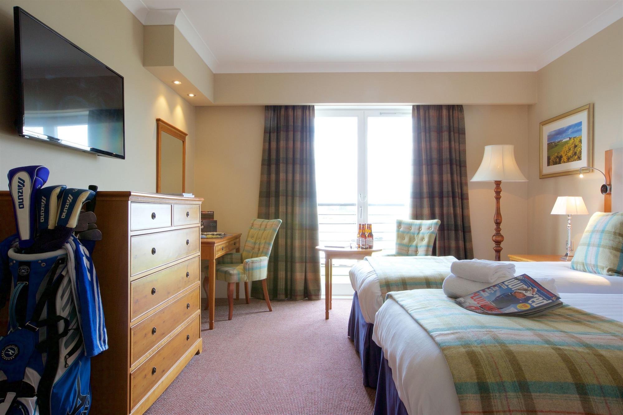 Carnoustie Golf Hotel 'A Bespoke Hotel' Exterior foto