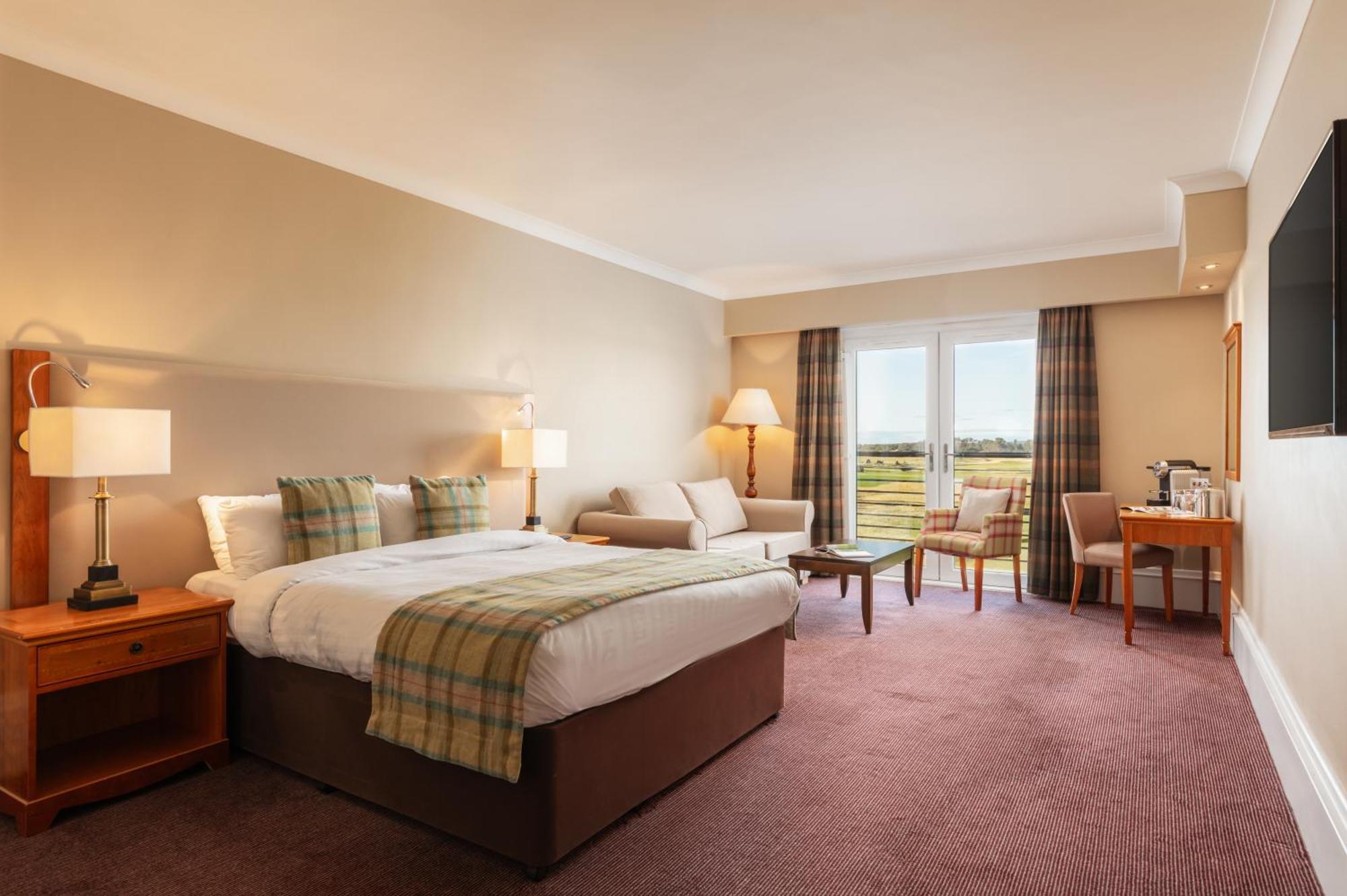 Carnoustie Golf Hotel 'A Bespoke Hotel' Exterior foto